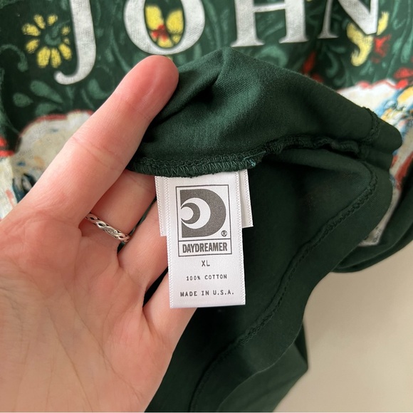 NWT Daydreamer Elton John Floral Boyfriend Tee in Vintage Green - Picture 11 of 12